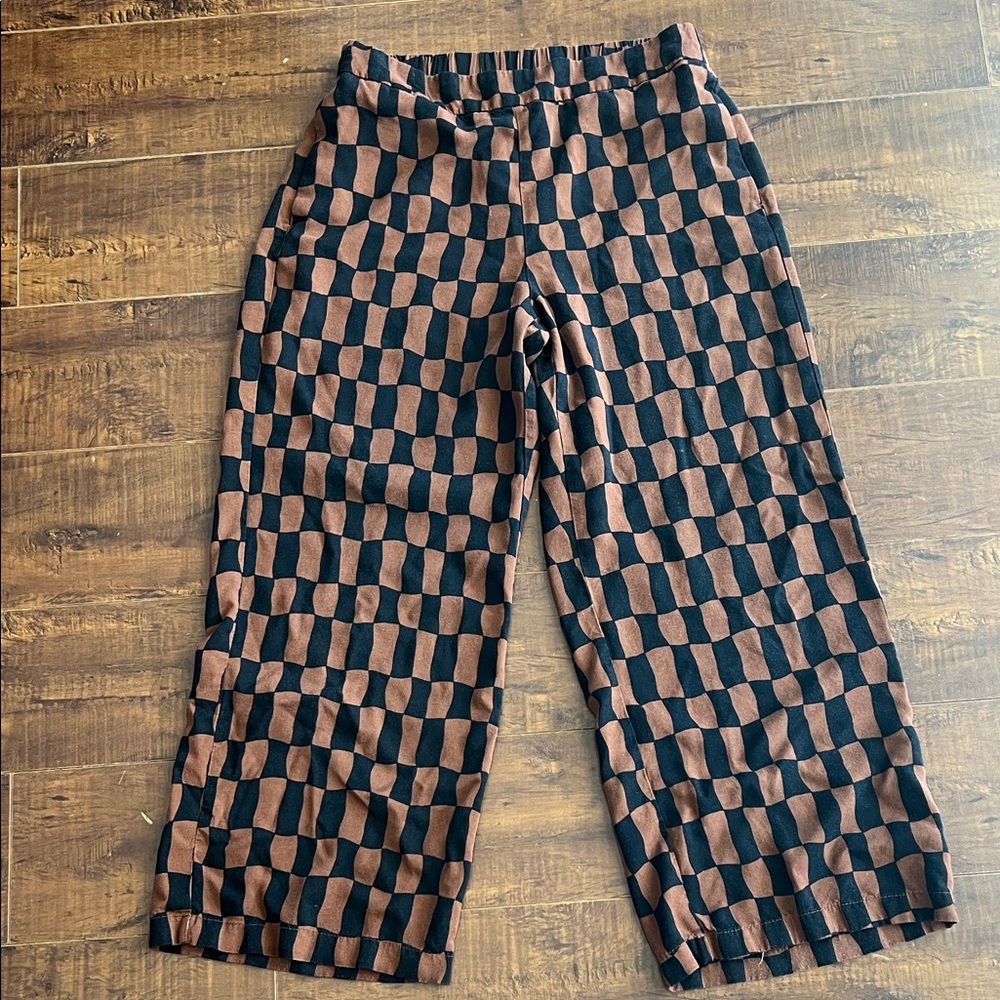 Old Navy Playa wide leg Black and Brown Checkered Pants